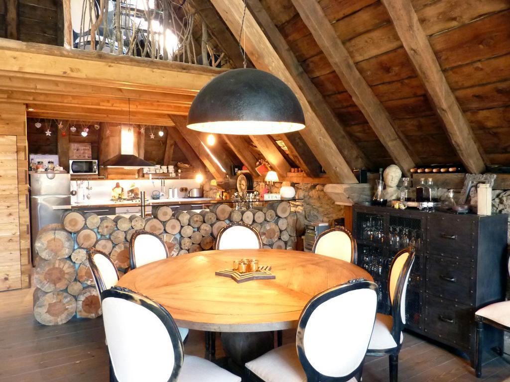 La Borda Del Zarrastiecho Villa Sallent De Gallego Phòng bức ảnh